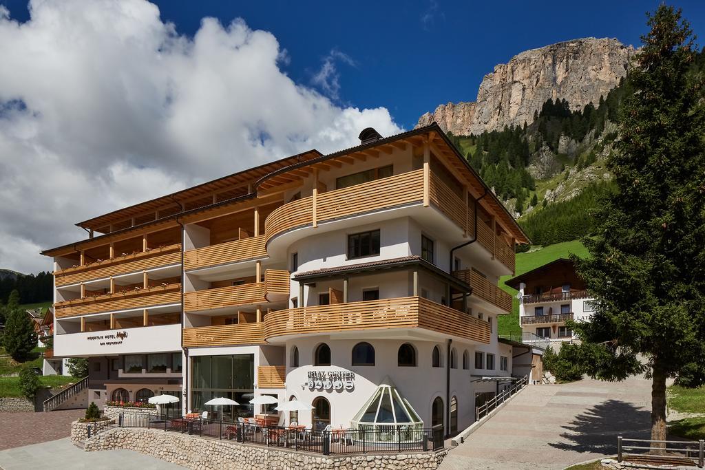 Mountain Hotel Mezdi Colfosco Exterior photo